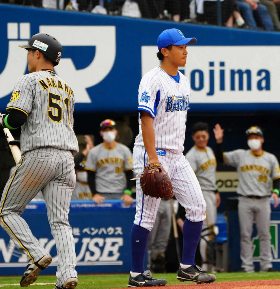 ＜D・神＞5回、近本に2点適時打を浴びた今永（撮影・島崎忠彦）