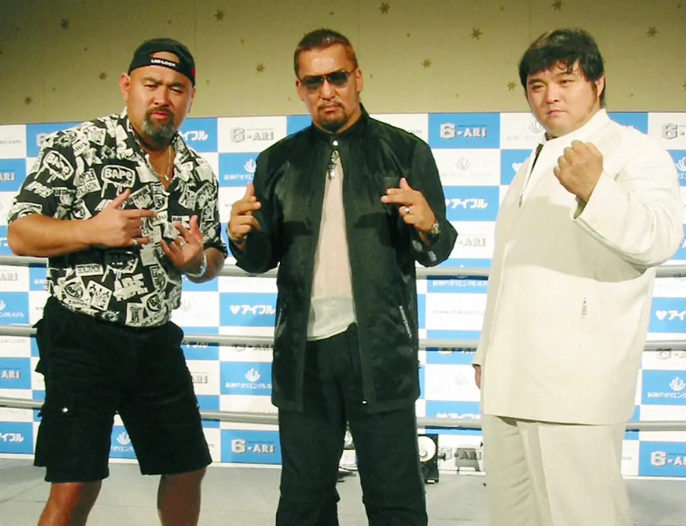 （左から）武藤敬司、蝶野正洋、橋本真也さんの闘魂三銃士