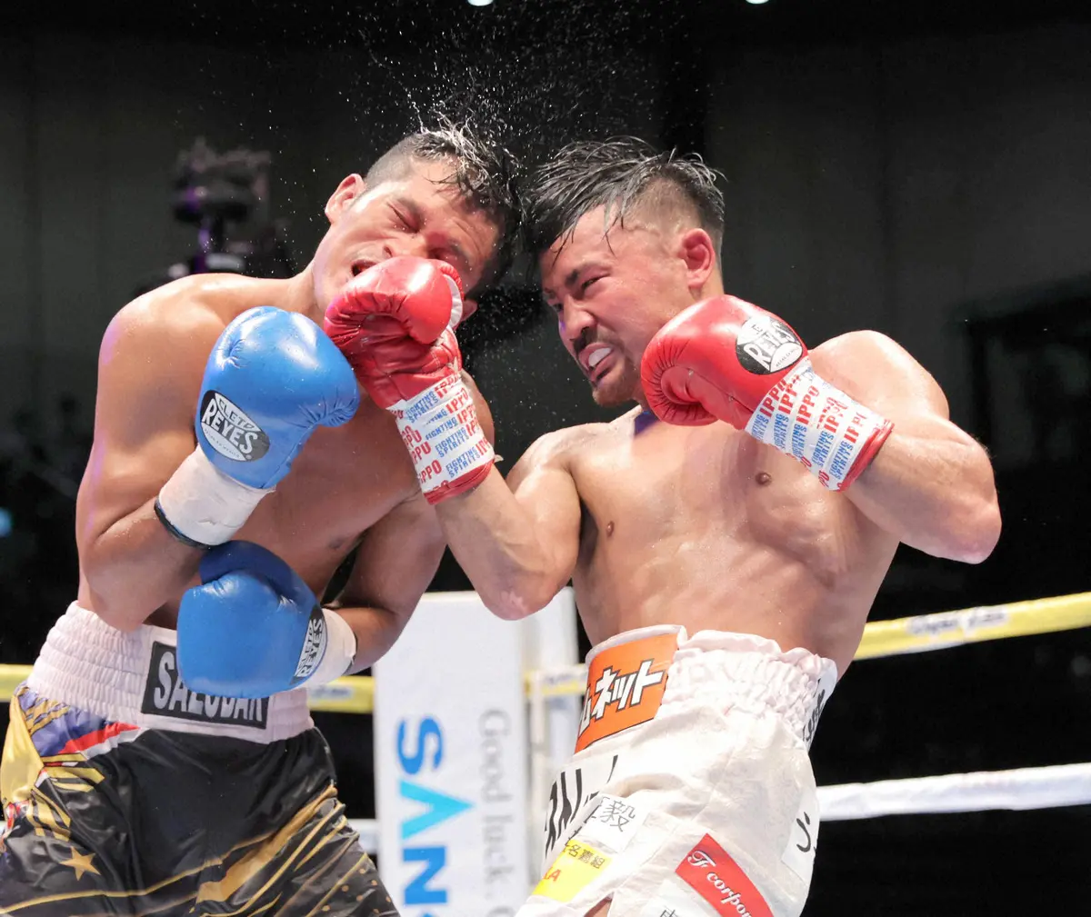 京口が那須川との試合見たいと名前を挙げた元WBC世界フライ級王者・比嘉大吾（右）