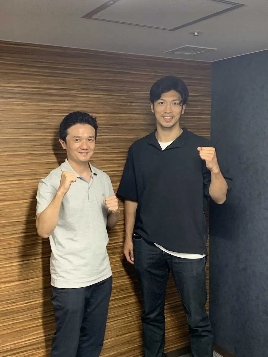 トークショーを行った木村氏（左）と村田氏
