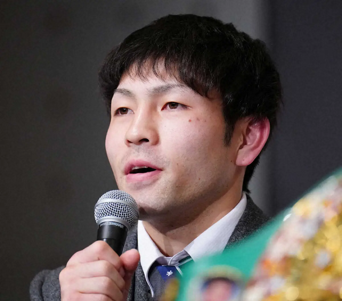 ＜ボクシング会見＞意気込みを語るユーリ阿久井（撮影・島崎忠彦）