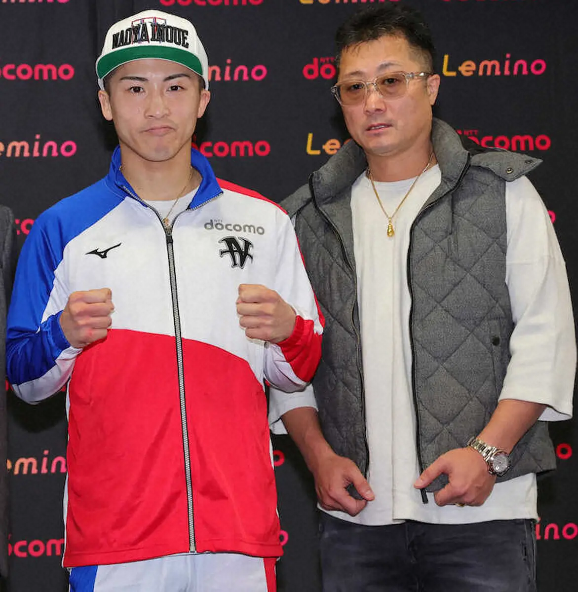 井上尚弥（左）と井上真吾トレーナー