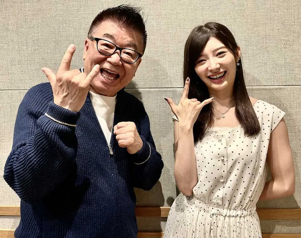 資格試験話で盛り上がった生島ヒロシ（左）と武藤十夢