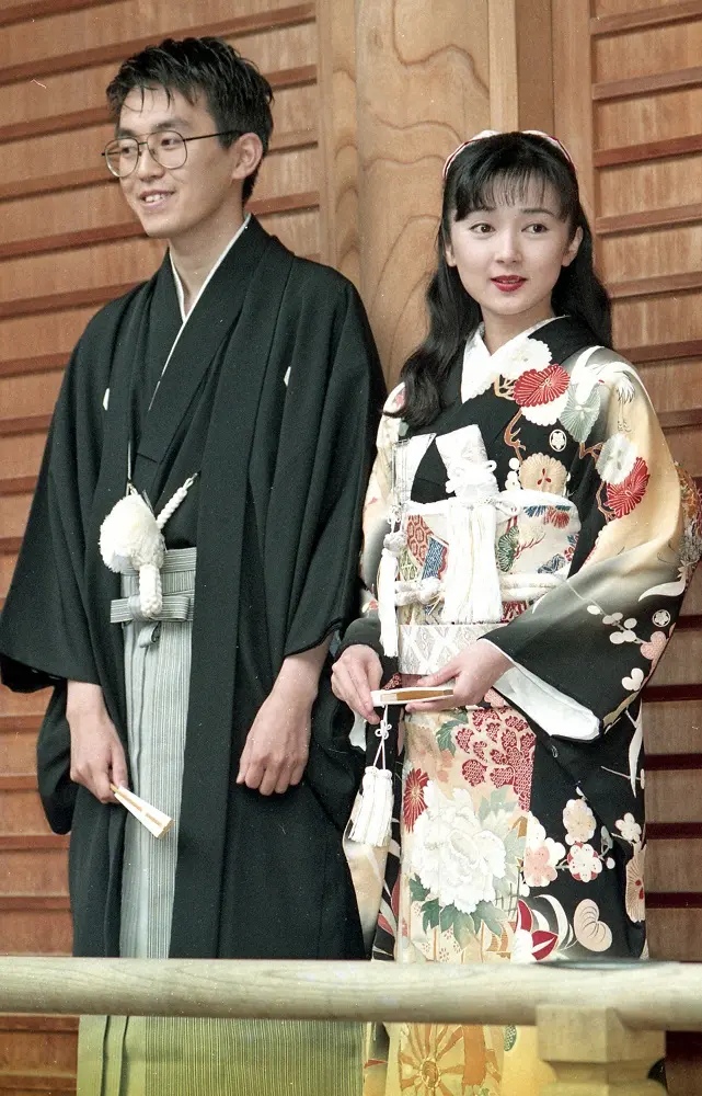 1996年、結構披露宴で和服姿の羽生夫妻