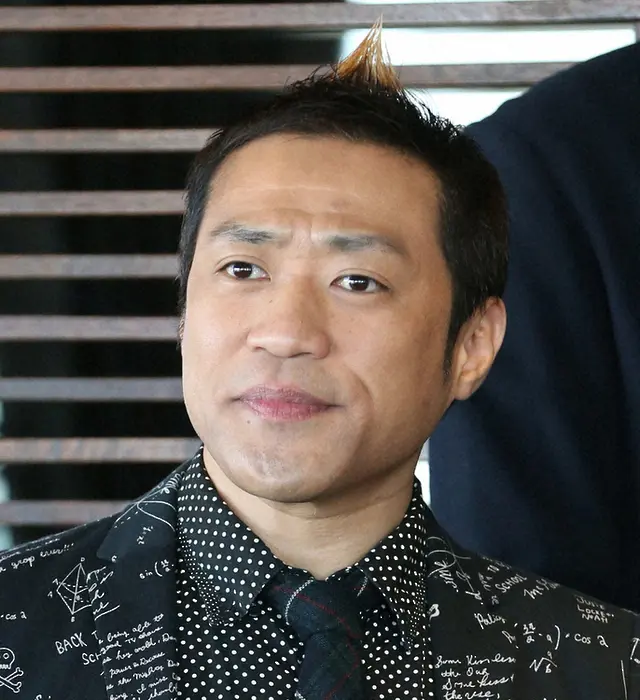 お笑いタレントでミュージシャンのはなわ