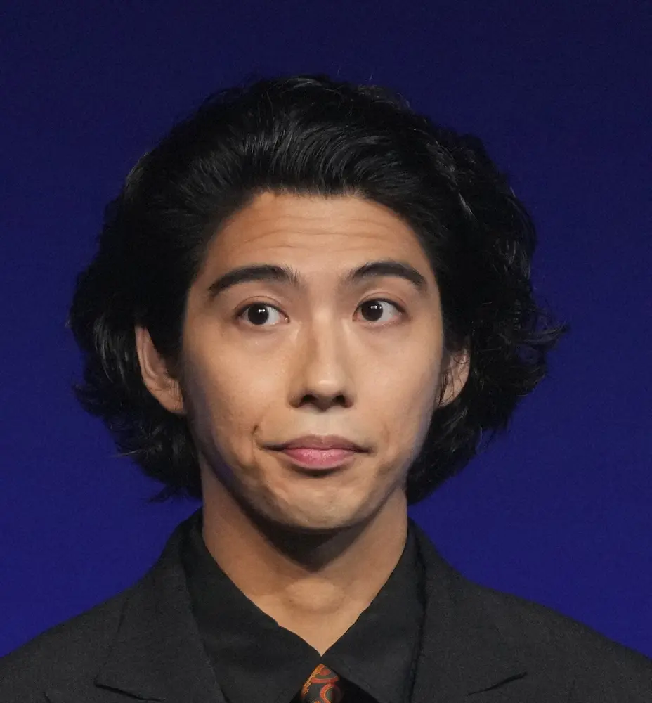 賀来賢人