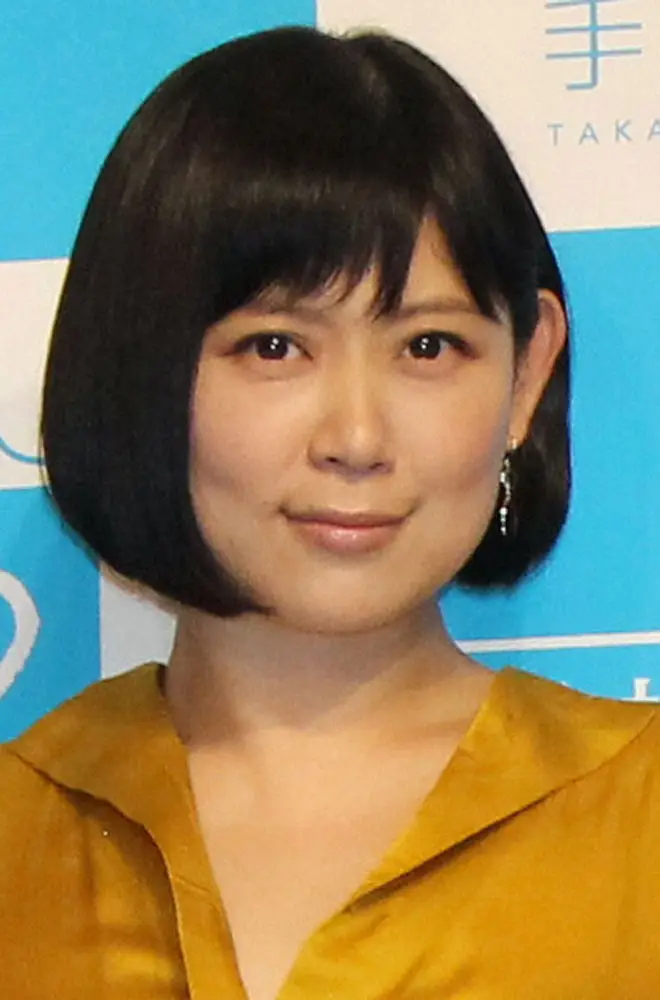 歌手の絢香