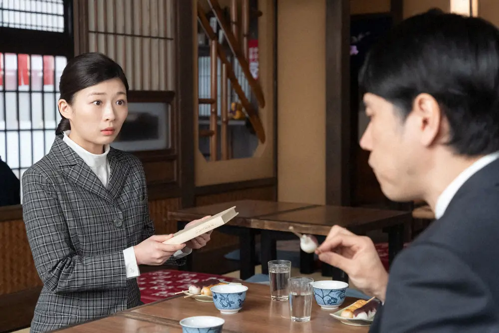 連続テレビ小説「虎に翼」第66話。寅子（伊藤沙莉・左）と桂場等一郎（松山ケンイチ）（C）NHK 