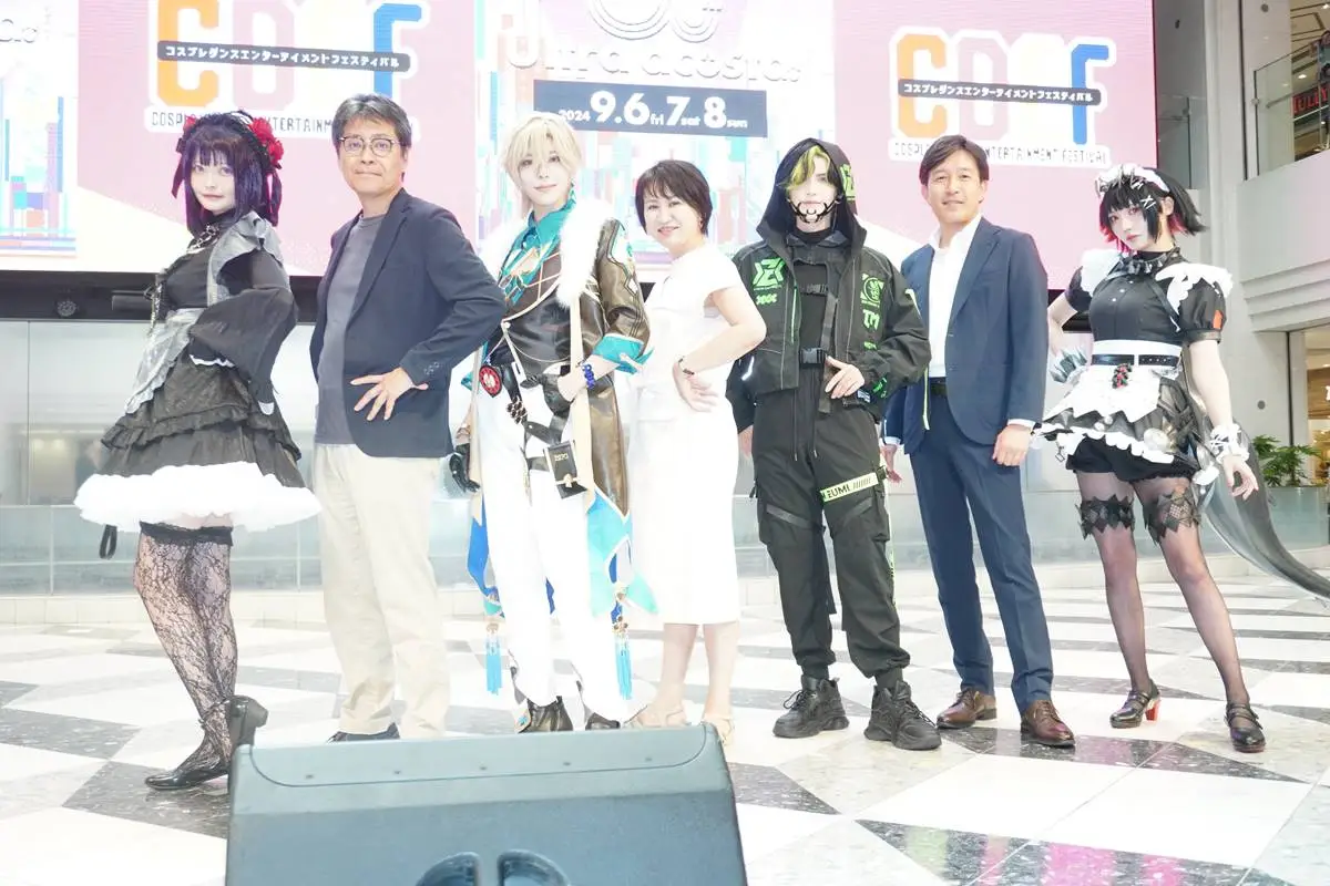 【画像・写真2枚目】Ultra acosta!のオープニングイベントに出席した（左から）すずらさん、サンシャインシティ・川上裕信常務取締役、桃戸ももさん、高際みゆき豊島区長、ズミさん、アニメイトホールディングス・丹羽康弘専務取締役、しょこらさん