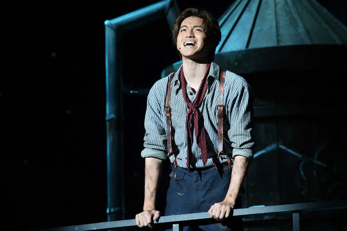 主演舞台「ニュージーズ」の公開稽古を行った岩崎大昇（写真提供/東宝演劇部）　