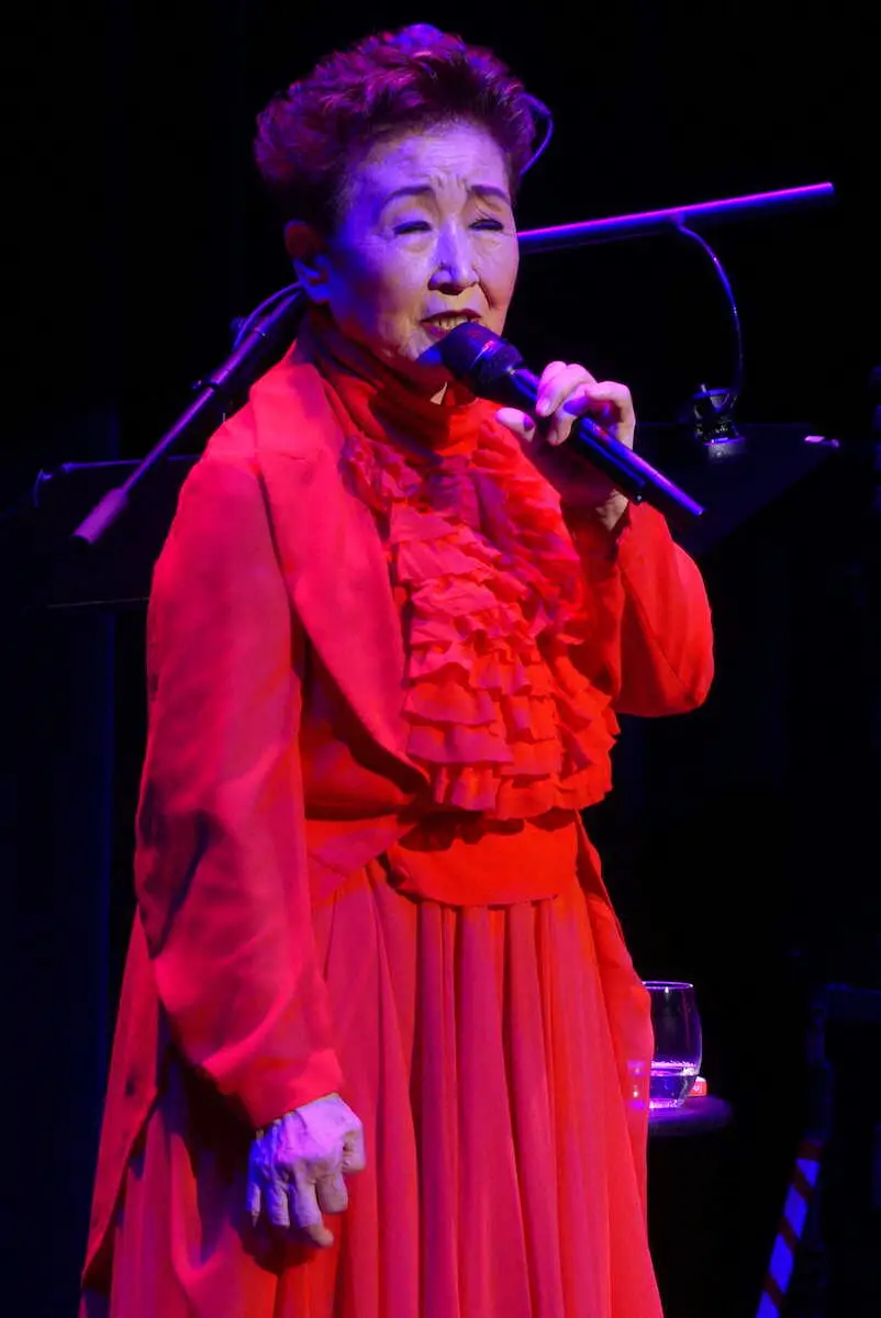 歌手生活60周年を記念したコンサートを開いた加藤登紀子