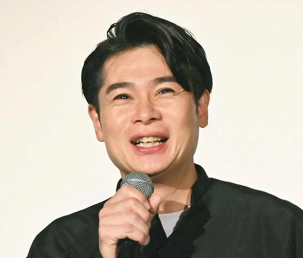 松井珠理奈が大好きだった大人気お笑い芸人。「平成ノブシコブシ」の吉村崇