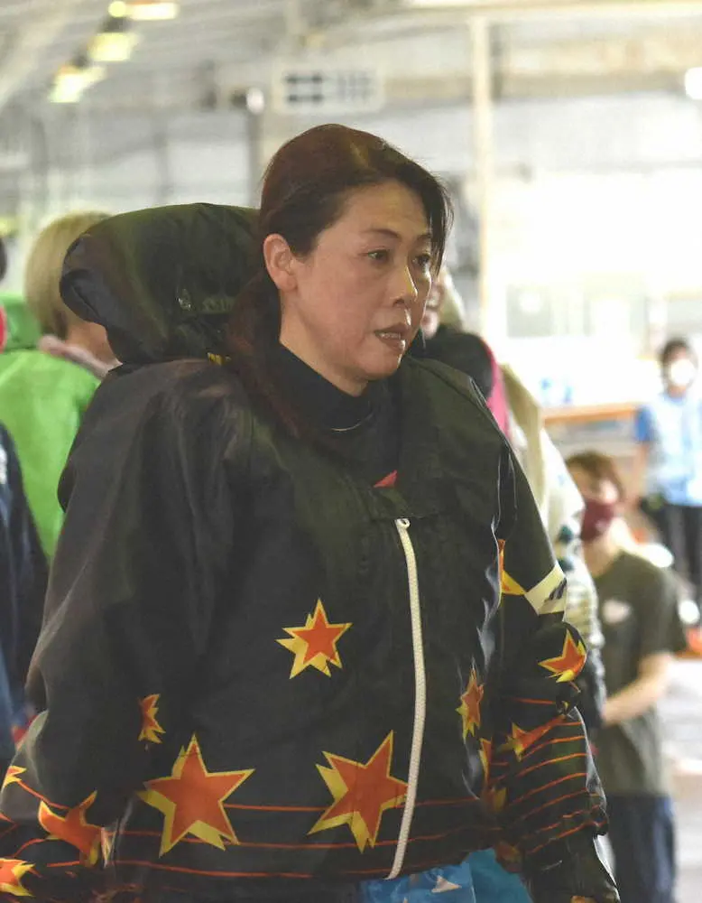 寺田が機力アップを図り逃げ込む！