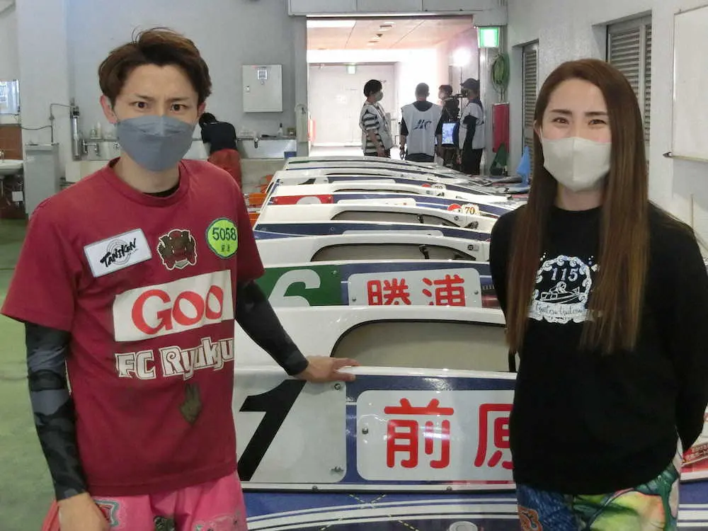 前原大道（左）と哉のきょうだい