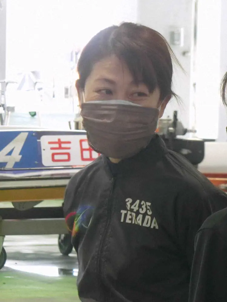 寺田千恵