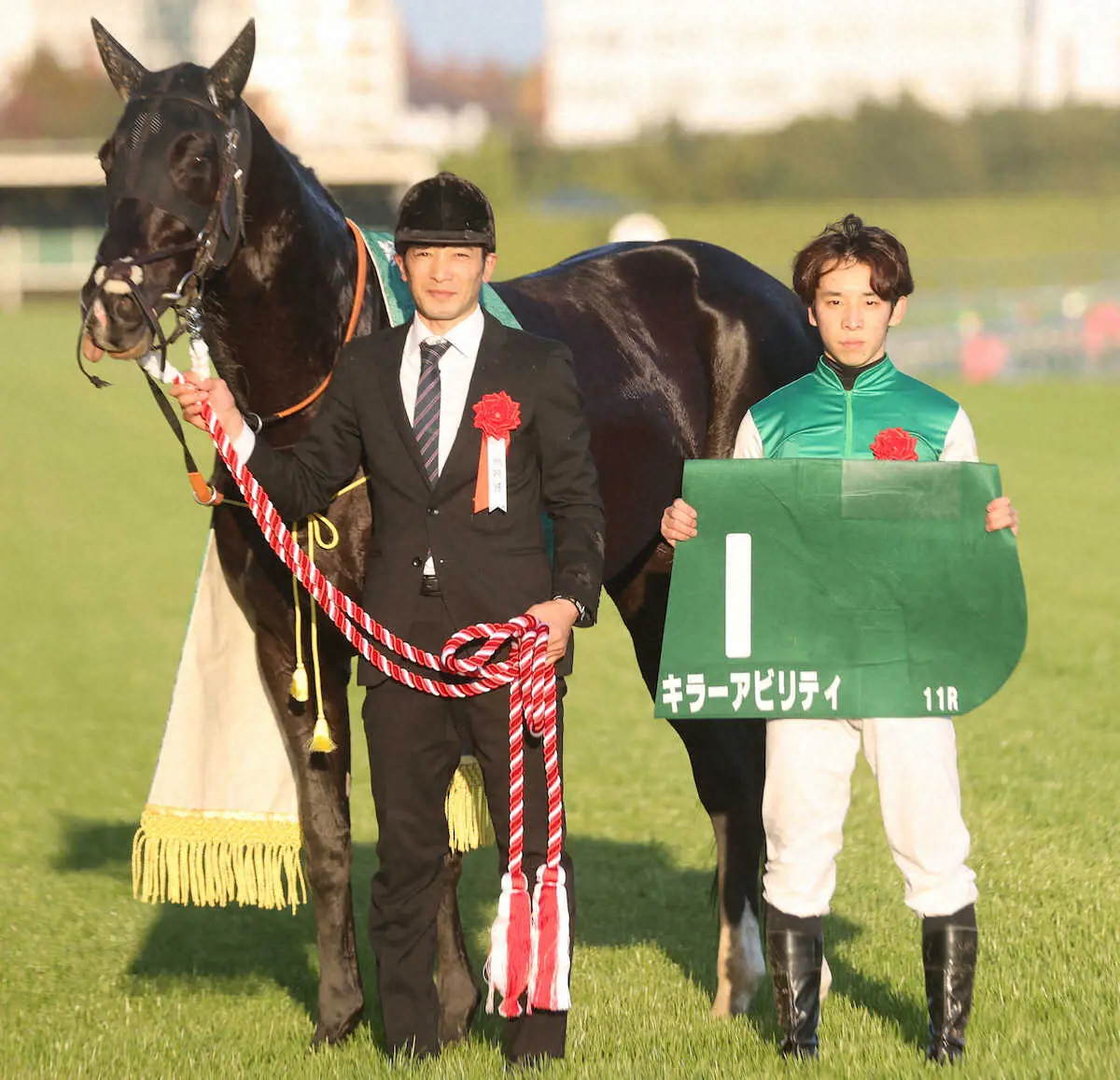 ＜中日新聞杯＞中日新聞杯を制したキラーアビリティと団野（右）（撮影・椎名　航）