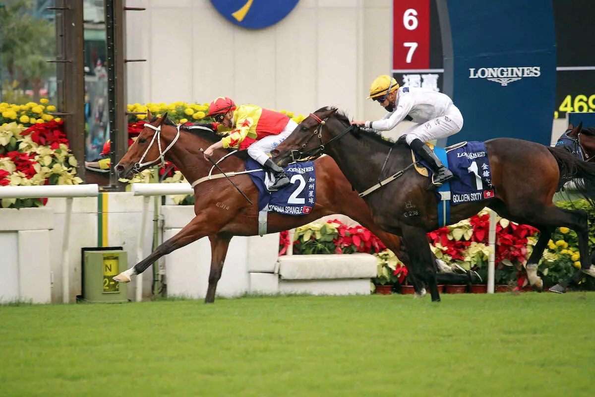 香港マイルを制したカリフォルニアスパングル（左）と2着のゴールデンシックスティ（C）The　Hong　Kong　Jockey　Club