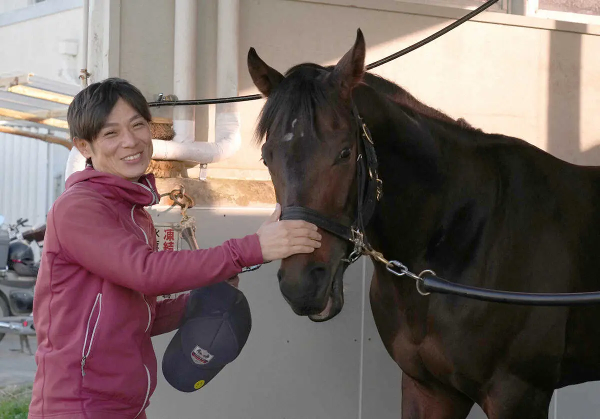 バグラダスでG1初挑戦となる朝日杯FSに挑む嘉藤師（撮影・郡司　修）