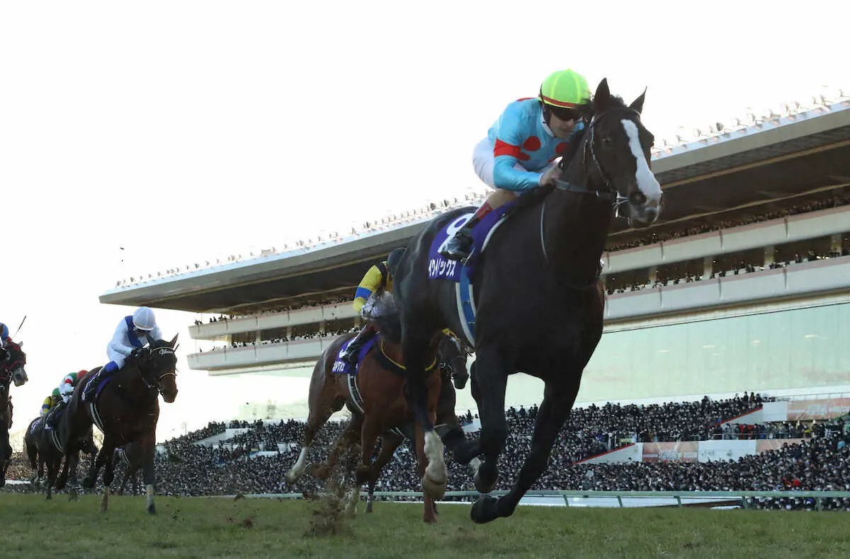 ＜有馬記念＞有馬記念を制したルメール騎乗のイクイノックス