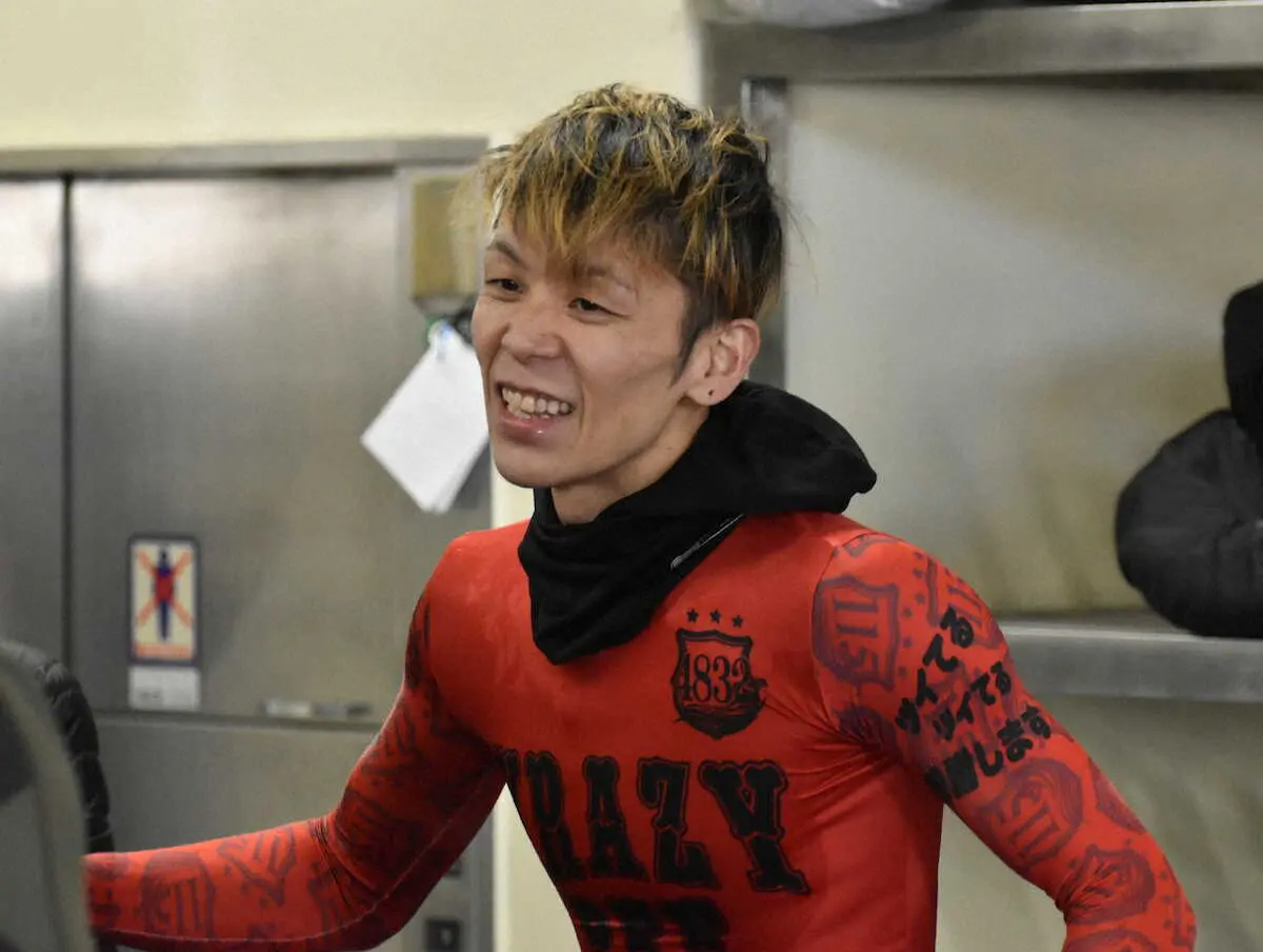初日連勝の権藤俊光
