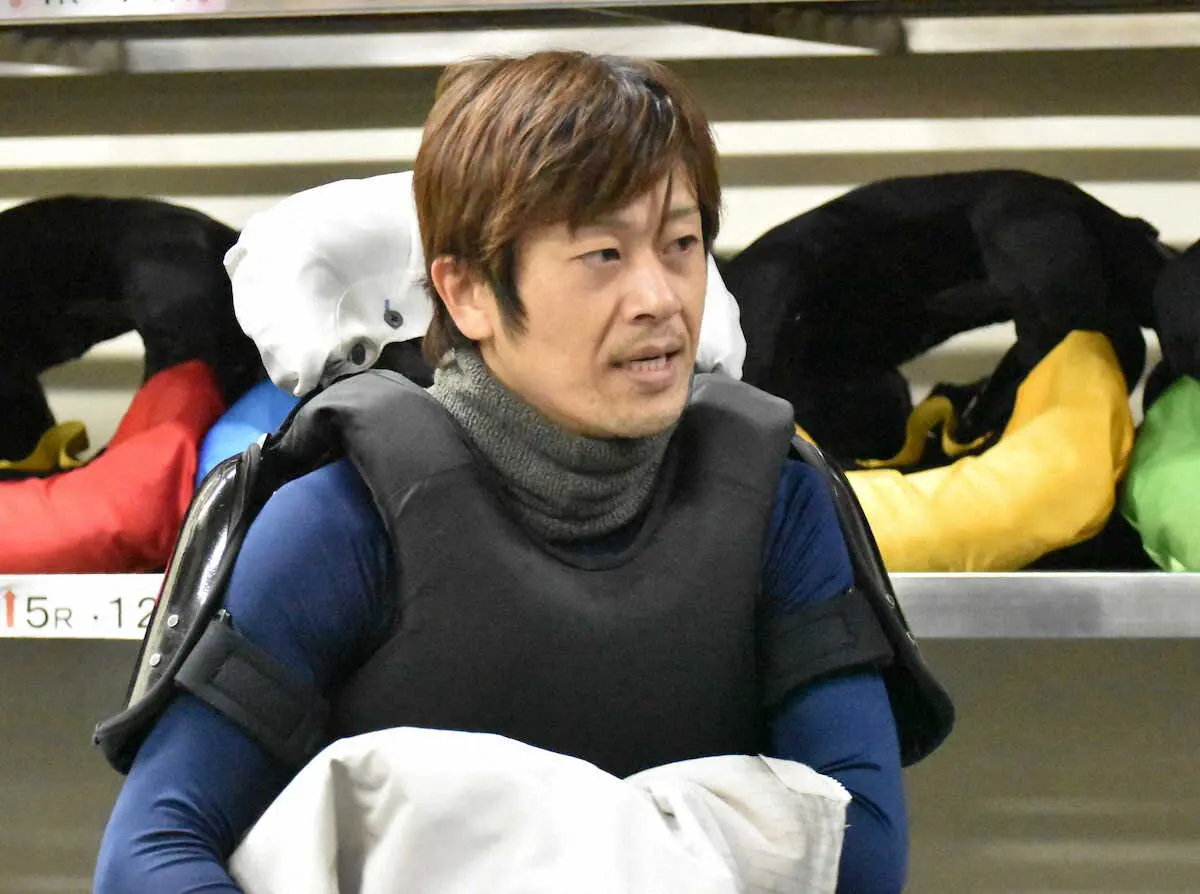 初日連勝発進を飾った前沢丈史