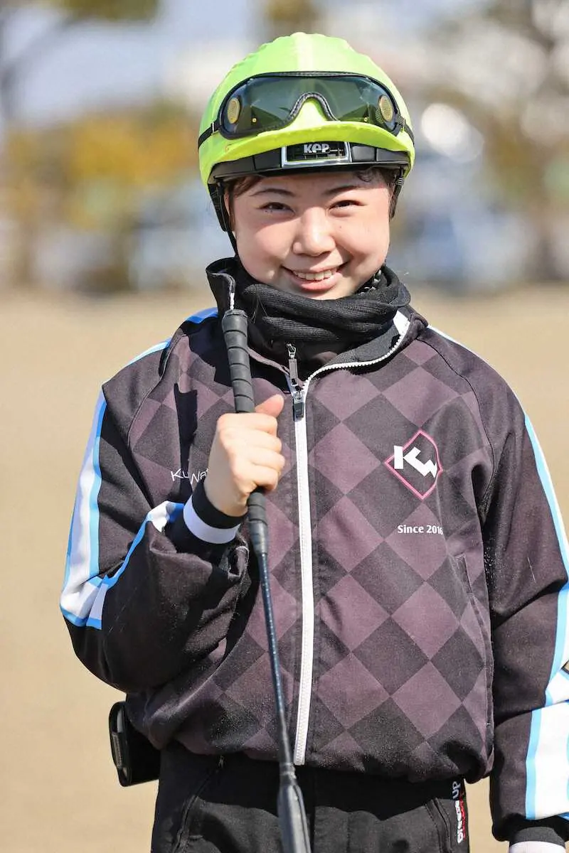 晴れて憧れの騎手デビューを果たす河原田菜々騎手