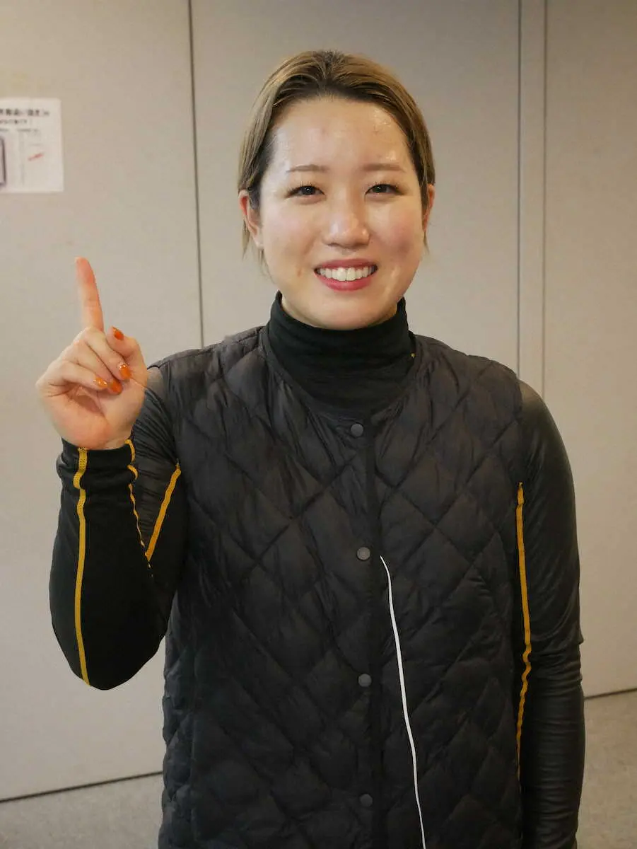 ＜京王閣競輪場＞地元で白星発進を決めた松本詩乃