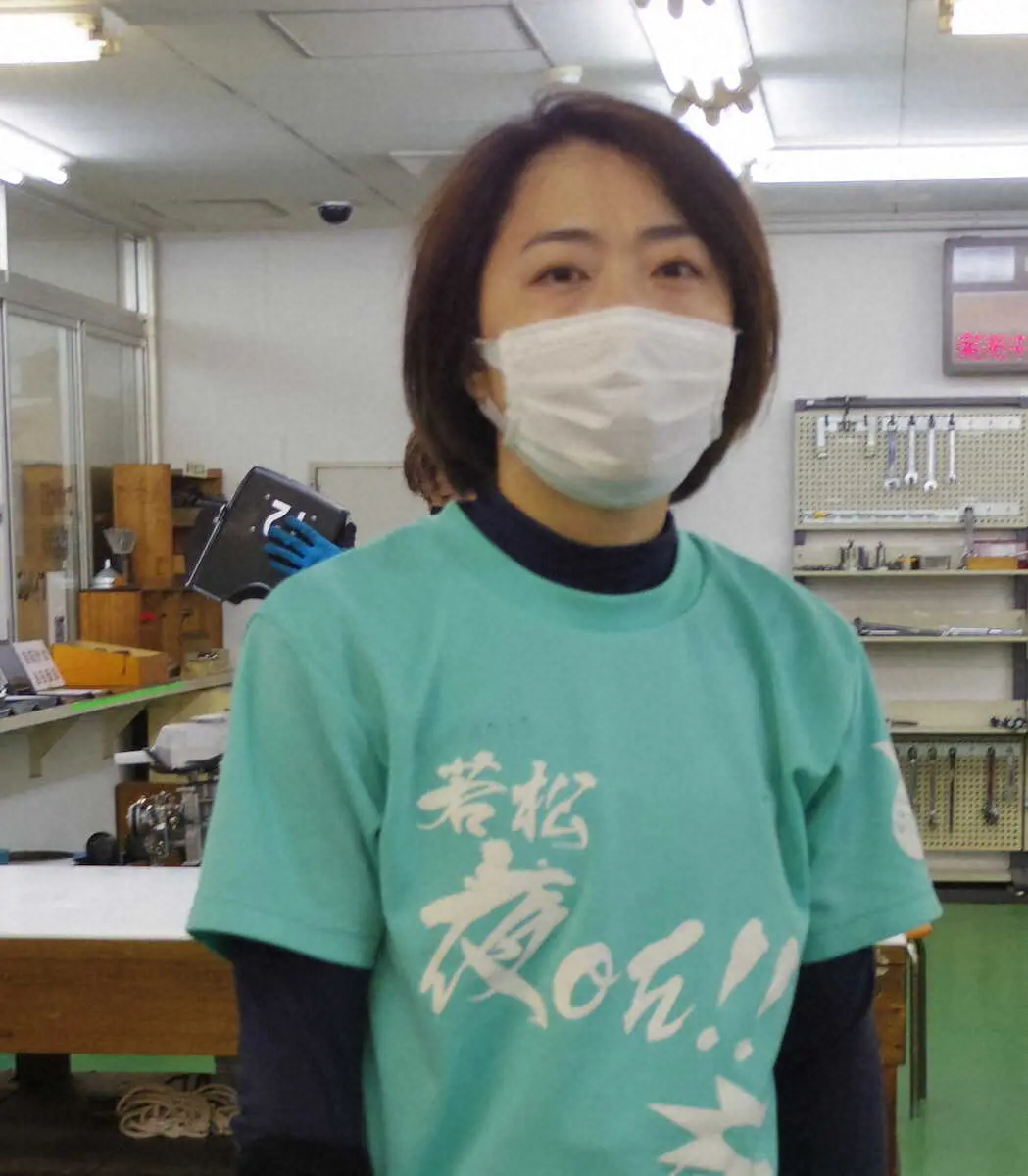 トップクラスの52号機を手にして楽しみいっぱいの金田幸子