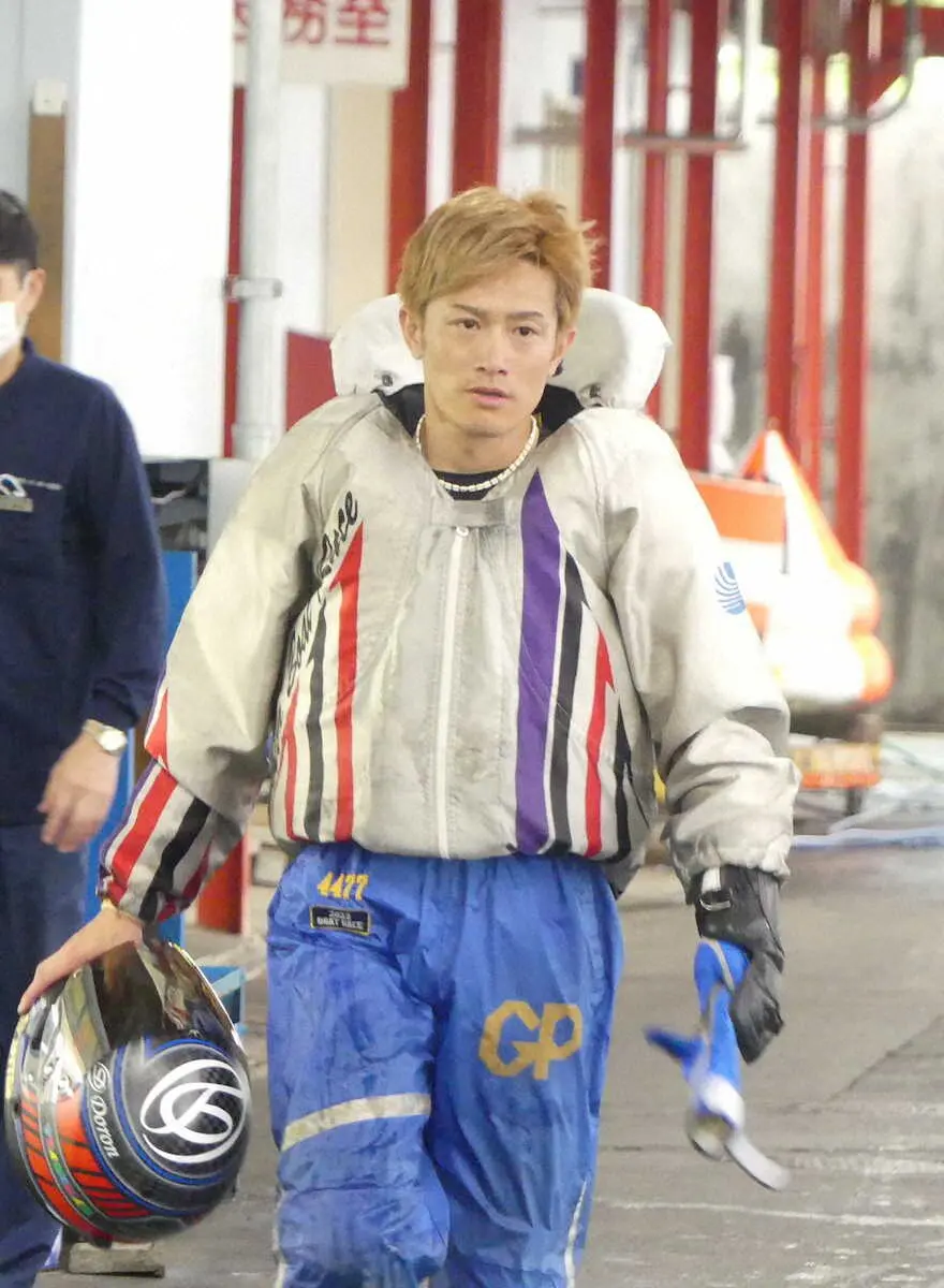 準優勝戦11Rをイン速攻で制した篠崎仁志