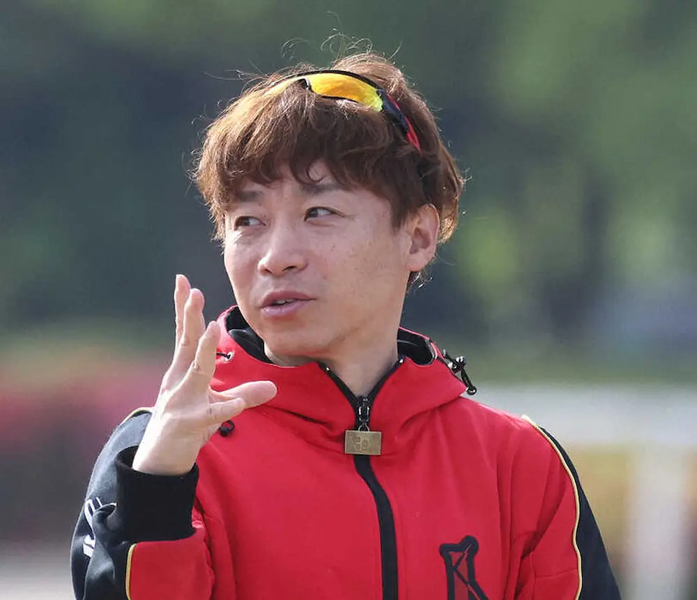 池添謙一騎手