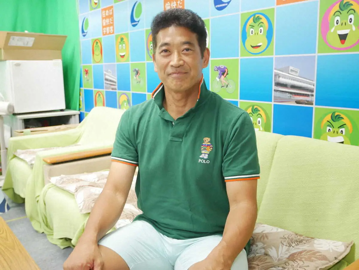 レース中継にゲストとして登場した神山雄一郎