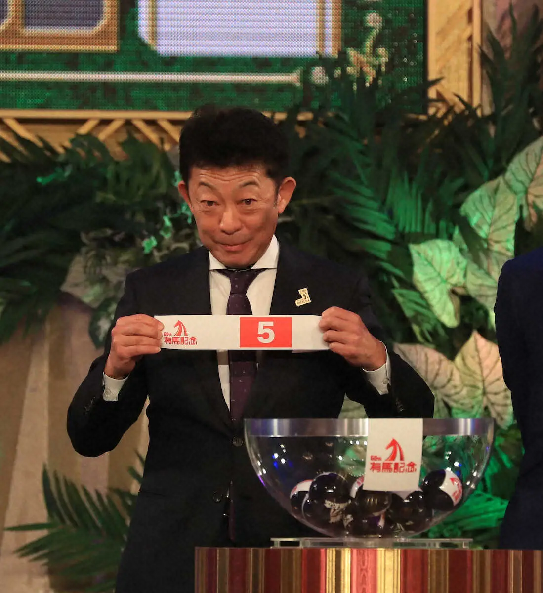 5番に決まったドウデュースの友道師　（撮影・西川祐介）