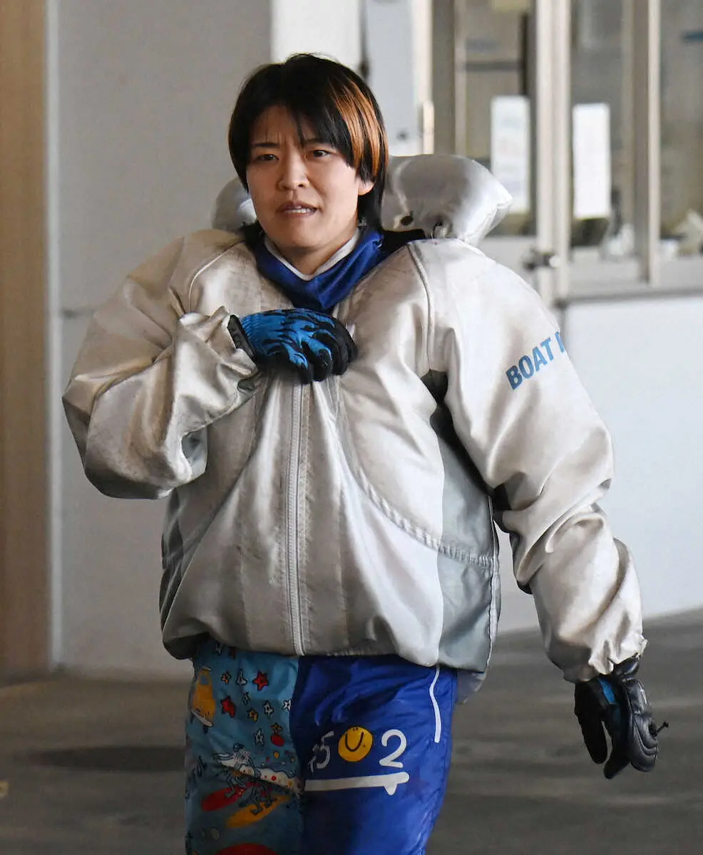 遠藤エミ