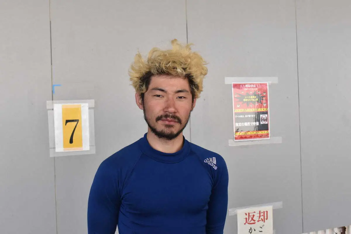 取手F2モーニング1R予選を、最後方7番手から鮮やかに捲った牧田賢也