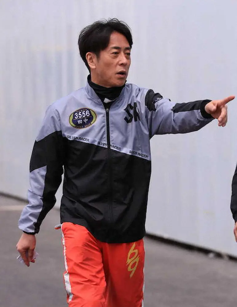 初日2連勝を飾った田中信一郎