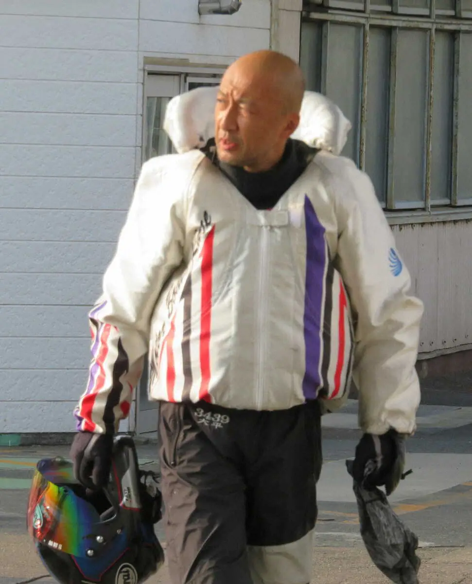 初日連勝の大平誉史明