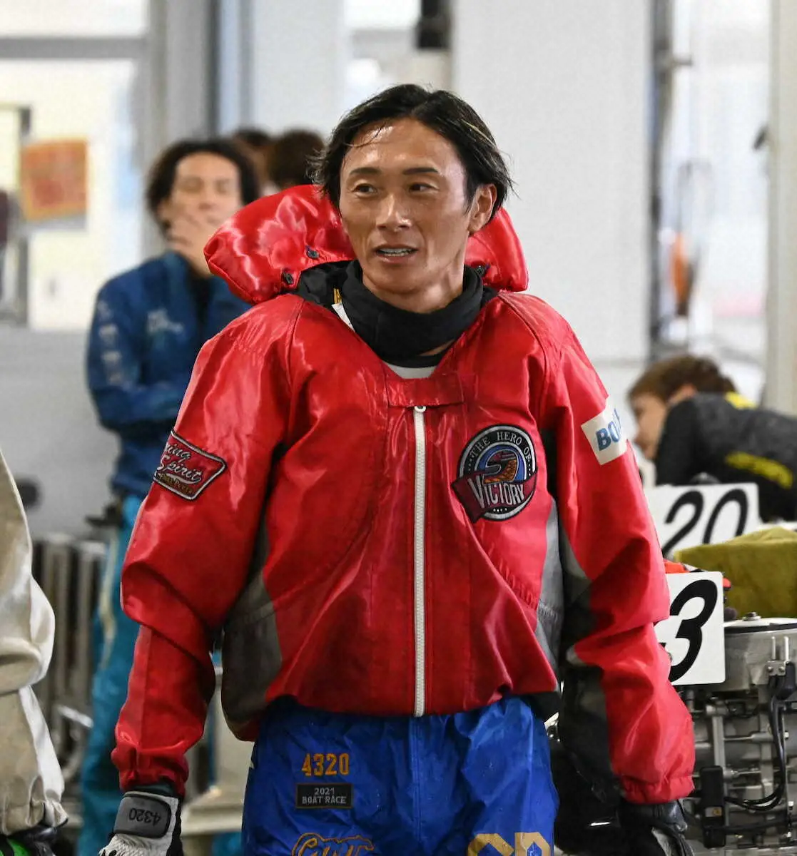 動きが一変して表情も明るい峰竜太