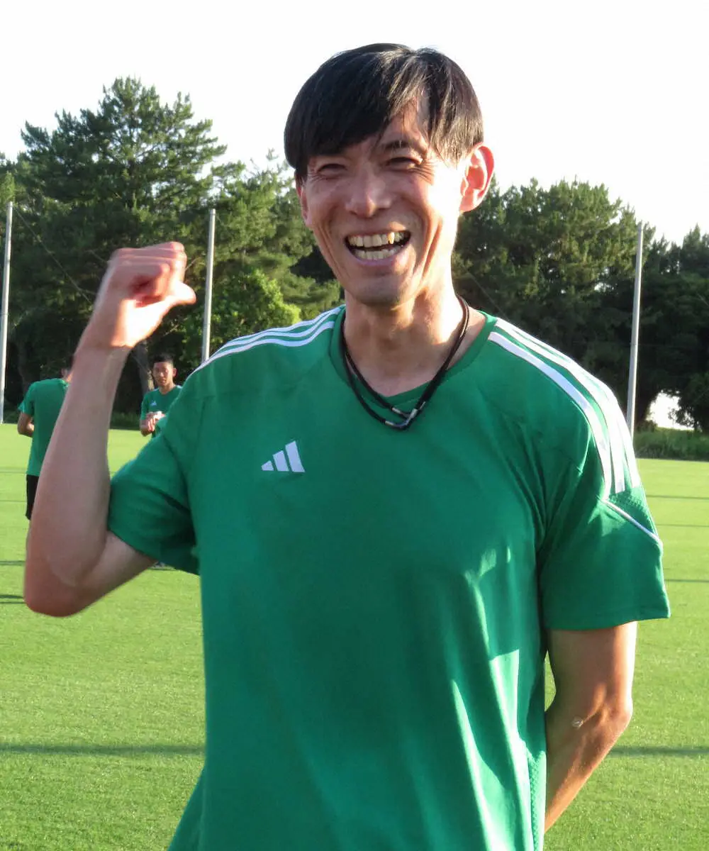 プロとしての充実ぶりを語る中村審判員